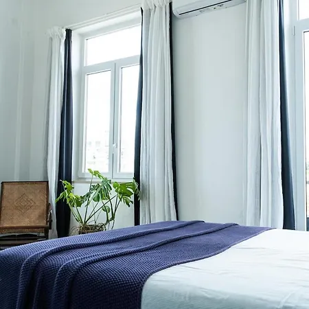 Floating Over The Sado - Arrabida, Beaches & Town Apartman